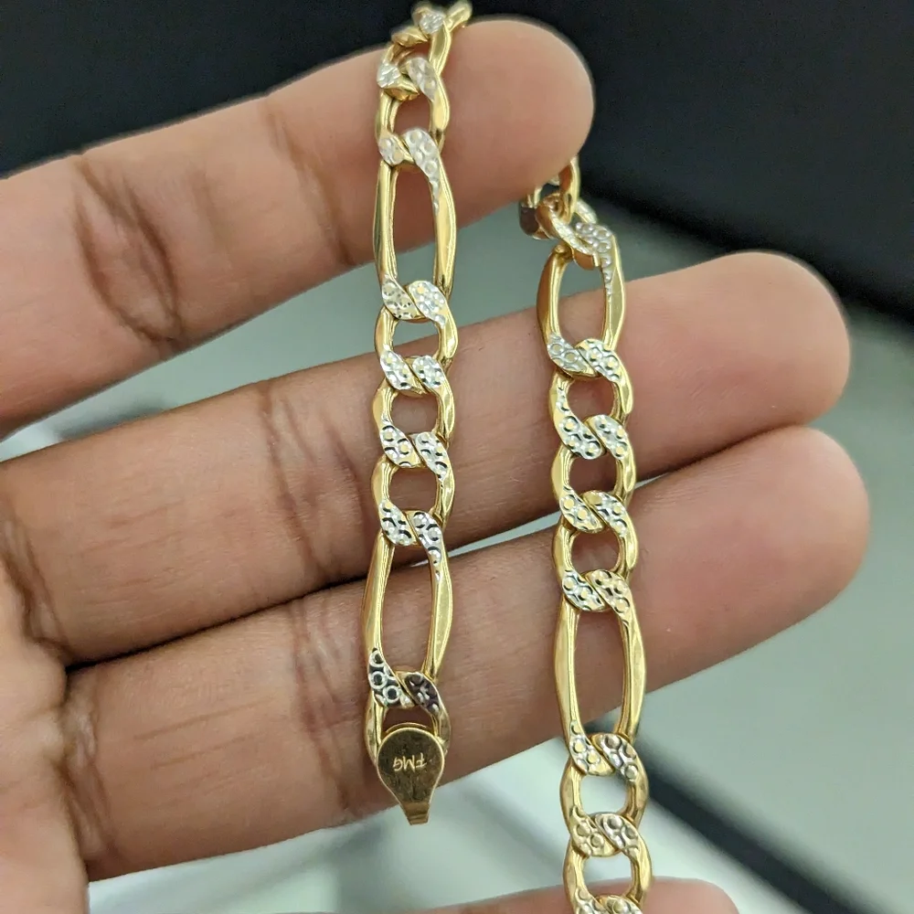 10kt Real Gold Figaro Diamond Cut Bracelet 8.1mm 8 Inch - Picture 4 of 11